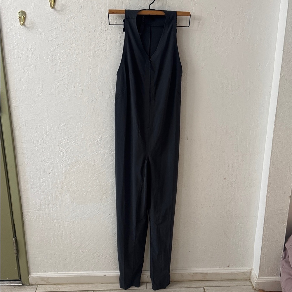 Lululemon LAB Vindur Onesie Jumpsuit Gray Zip Up Front Women's 2 - Picture 4 of 9